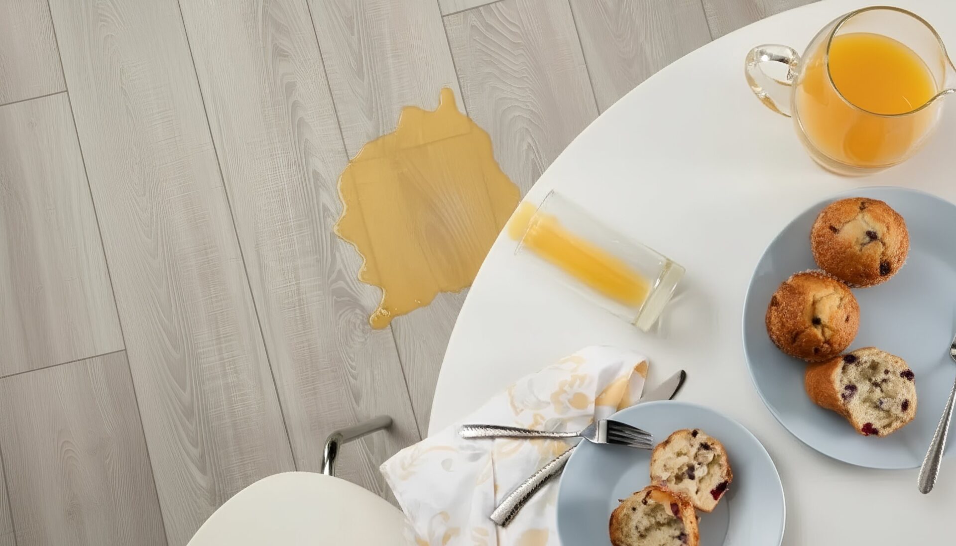 vinyl service img - Family Floors